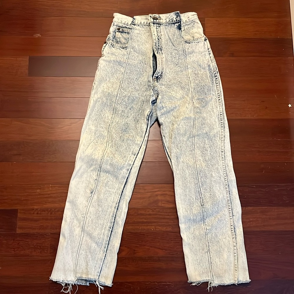 Acid wash high rise jeans size 4